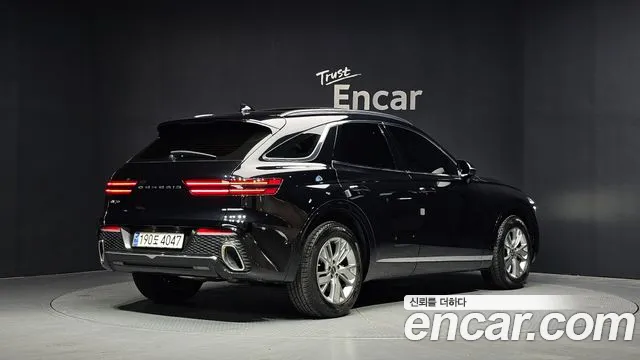 Genesis GV70 2.5T Бензин 2WD — Фото автомобиля 2