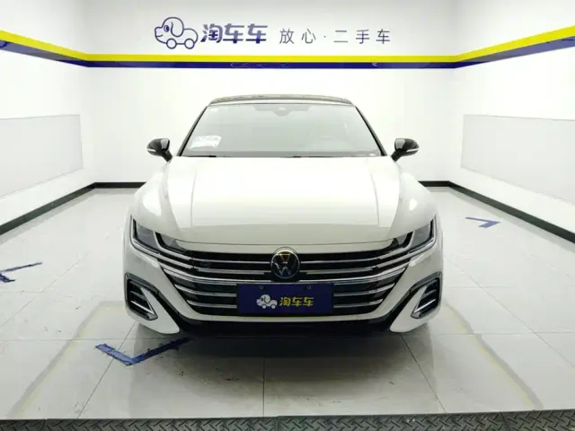 Volkswagen FAW-Volkswagen CC 2024 380TSI Eye-catching Edition — Фото автомобиля 2
