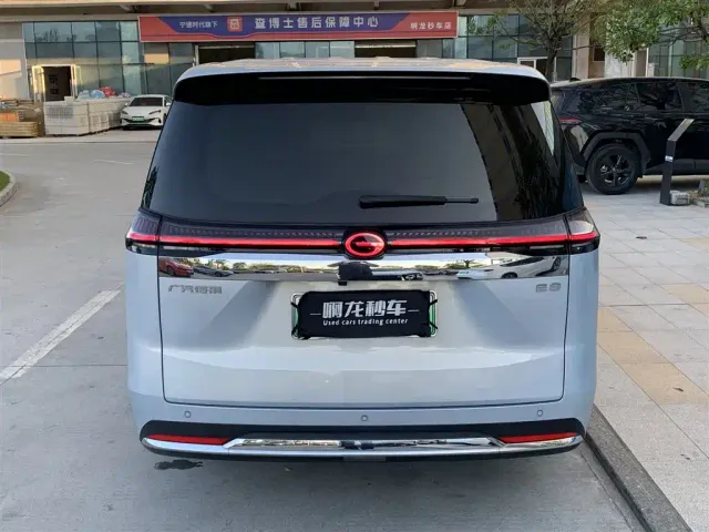 GAC Trumpchi E8 — Фото автомобиля 7