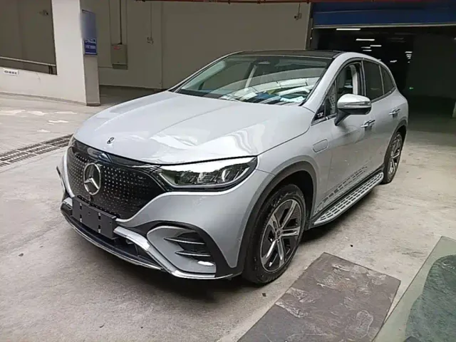 Фотография автомобиля — Mercedes-Benz EQE SUV