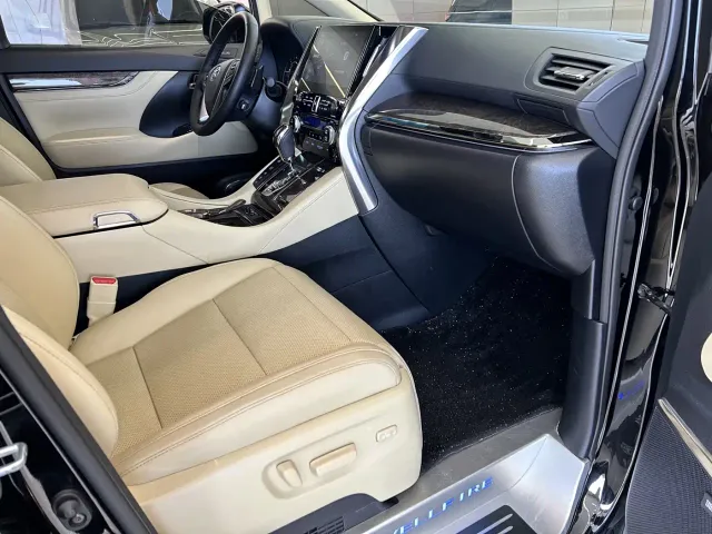 Toyota Vellfire — Фото автомобиля 23