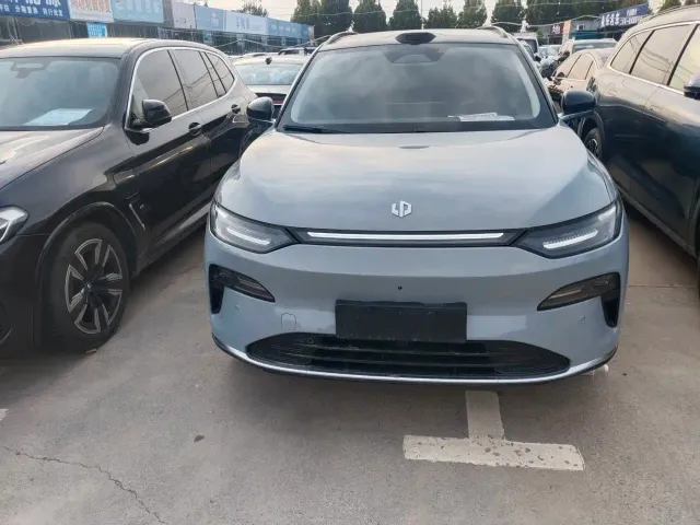 Leapmotor C11 — Фото автомобиля 2