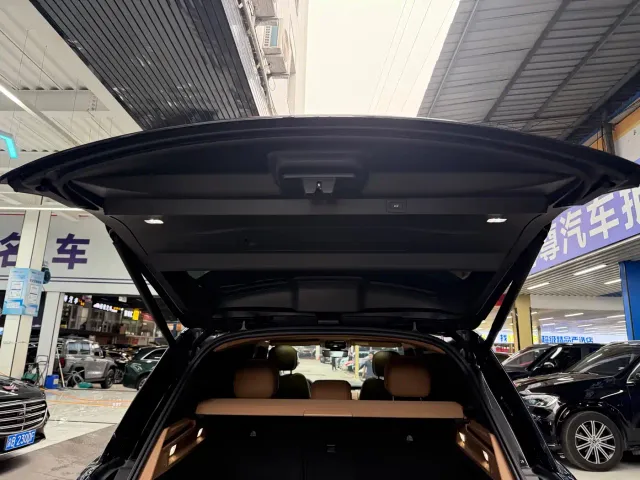 Land Rover Range Rover — Фото автомобиля 20