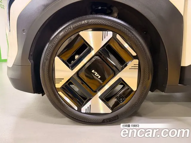 Kia EV3 — Фото автомобиля 20