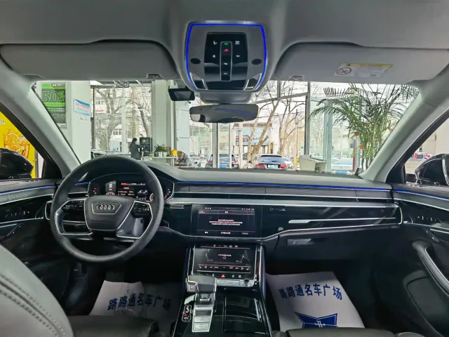 Audi A8 — Фото автомобиля 19