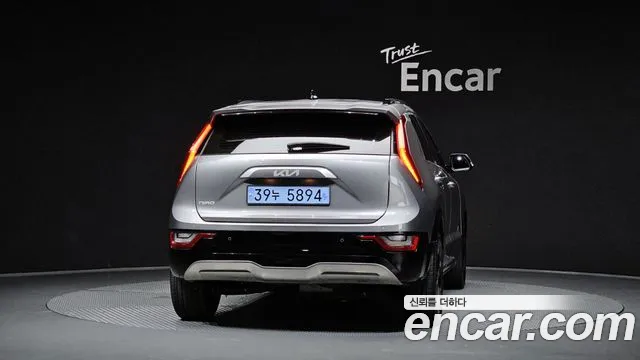Kia Niro Niro (New) — Фото автомобиля 4