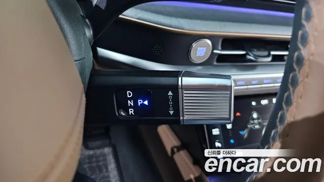 Hyundai Grandeur GN7 — Фото автомобиля 12