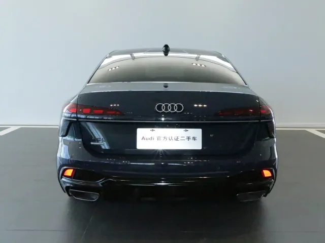 Audi A6L — Фото автомобиля 5