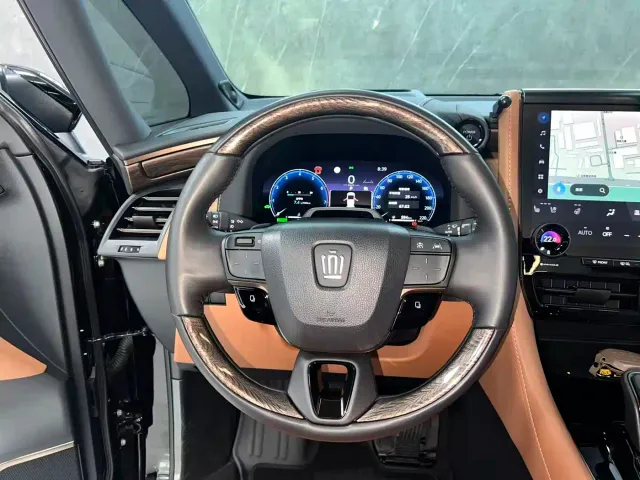 Toyota Vellfire — Фото автомобиля 14