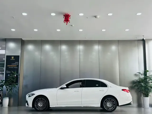 Mercedes-Benz C-Class — Фото автомобиля 9