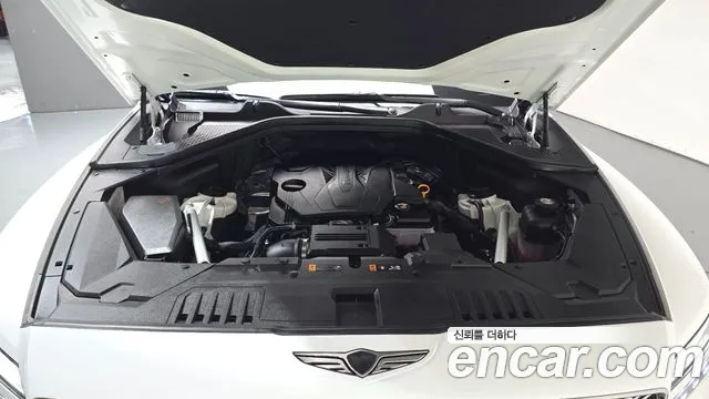 Genesis GV80 — Фото автомобиля 9