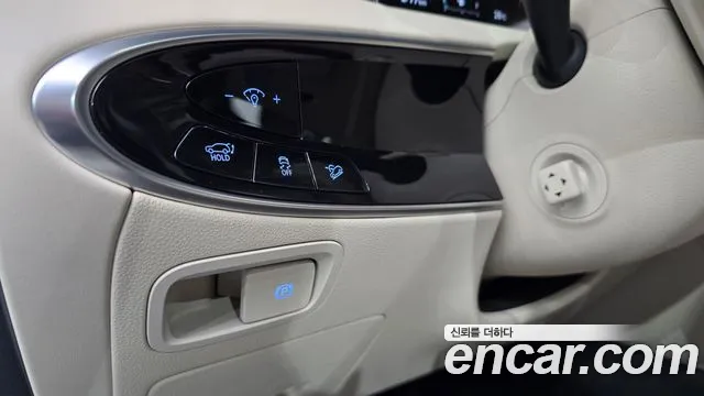 Genesis GV70 — Фото автомобиля 19