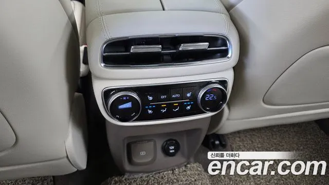Genesis GV80 2.5T Бензин AWD — Фото автомобиля 6