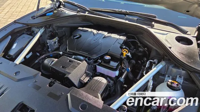 Genesis GV70 — Фото автомобиля 18