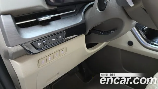 Kia Canival Carnival 4 поколение Дизель 7 мест Signature — Фото автомобиля 4