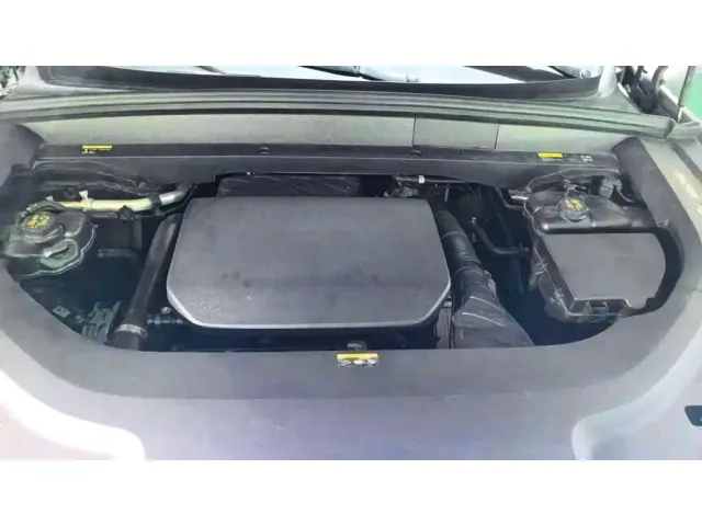Li Auto L8 — Фото автомобиля 3