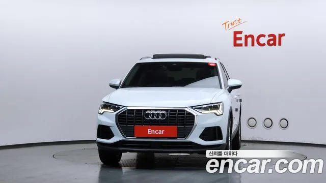 Audi Q3 40 TFSI quattro — Фото автомобиля 3