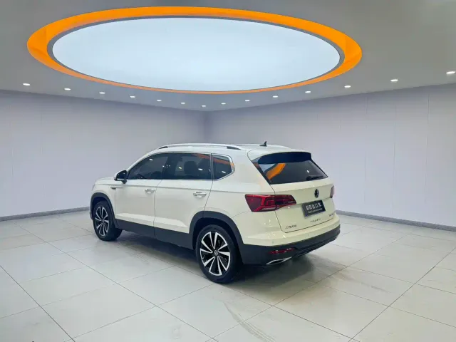 Volkswagen Tharu — Фото автомобиля 4