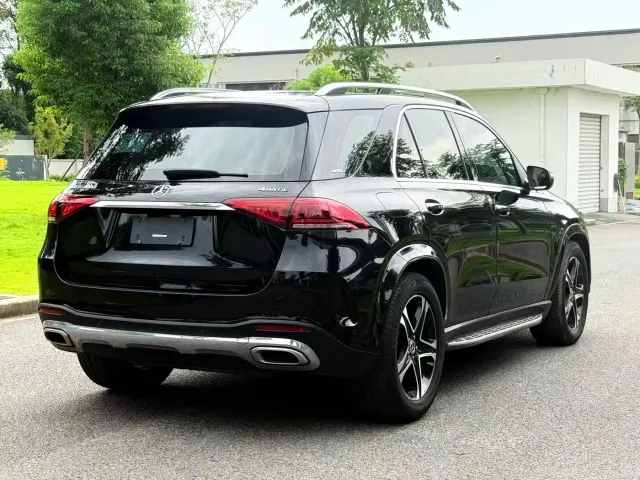 Mercedes-Benz GLE-Class — Фото автомобиля 9