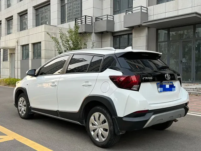 Toyota YARiS L Zhi Xuan — Фото автомобиля 4