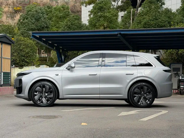 Li Auto L6 — Фото автомобиля 8
