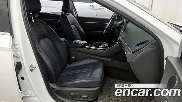 Hyundai Sonata Sonata (DN8) 1.6 Turbo — Фото автомобиля 11