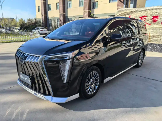 Фотография автомобиля — GAC Trumpchi M8