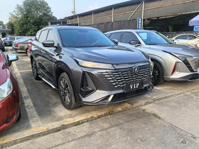 Changan CS75 Plus — Фото автомобиля 3