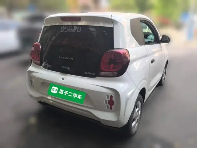 Roewe Clever — Фото автомобиля 4