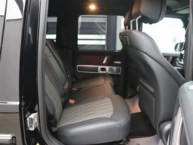 Mercedes-Benz G-Class — Фото автомобиля 25