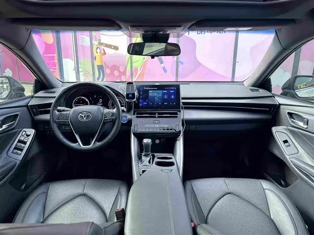 Toyota Avalon — Фото автомобиля 19