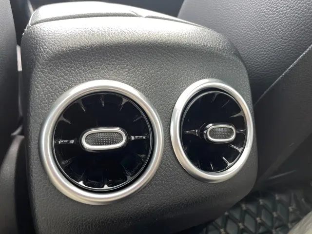 Mercedes-Benz EQB — Фото автомобиля 16