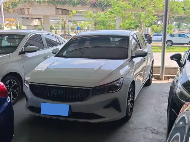 Фотография автомобиля — Geely Emgrand