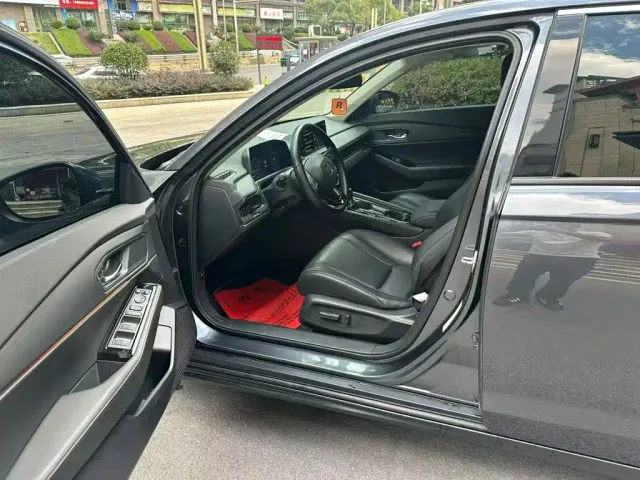 Honda Accord — Фото автомобиля 7