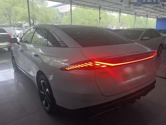 Geely Galaxy L6 — Фото автомобиля 4