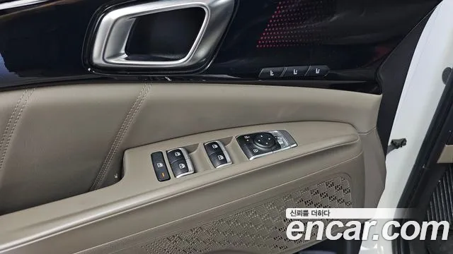 Kia Canival — Фото автомобиля 6