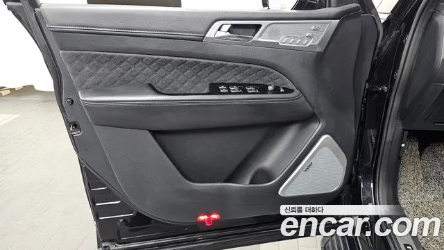 KG_Mobility_Ssangyong Rexton All Rexton Дизель 2.2 4WD — Фото автомобиля 21