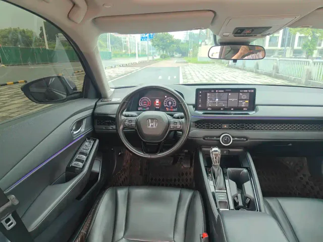 Honda Accord — Фото автомобиля 11
