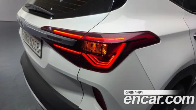 Kia Seltos Seltos Бензин 1.6 турбо 2WD — Фото автомобиля 23