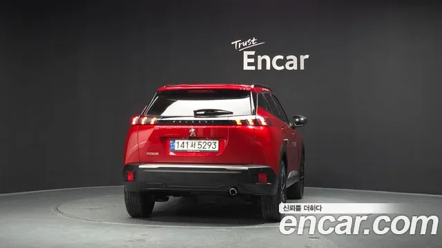 Peugeot 2008 — Фото автомобиля 4