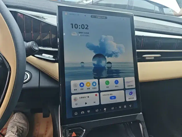 Geely Boyue L — Фото автомобиля 12