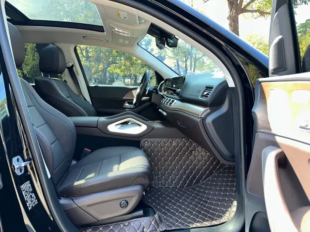 Mercedes-Benz GLS-Class — Фото автомобиля 14