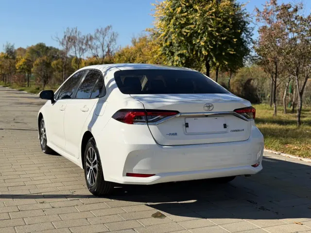 Toyota Corolla — Фото автомобиля 23