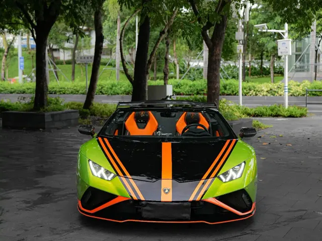 Lamborghini Huracan — Фото автомобиля 2