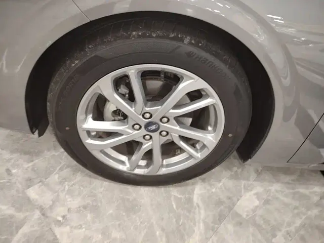 Ford Mondeo — Фото автомобиля 22
