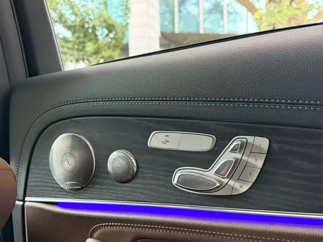 Mercedes-Benz Mercedes-Benz E-Class 2022 E 300 L Luxury — Фото автомобиля 13