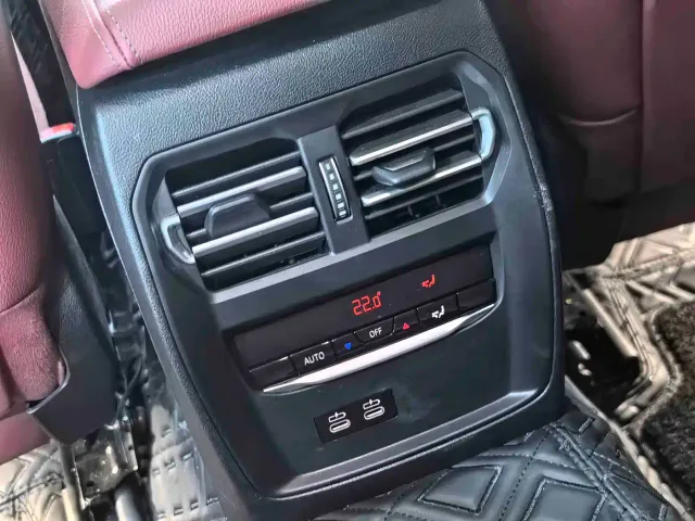 BMW 3 Series — Фото автомобиля 10