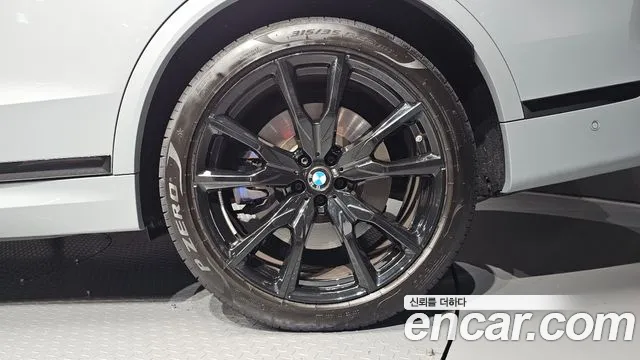 BMW X7 G07 — Фото автомобиля 21