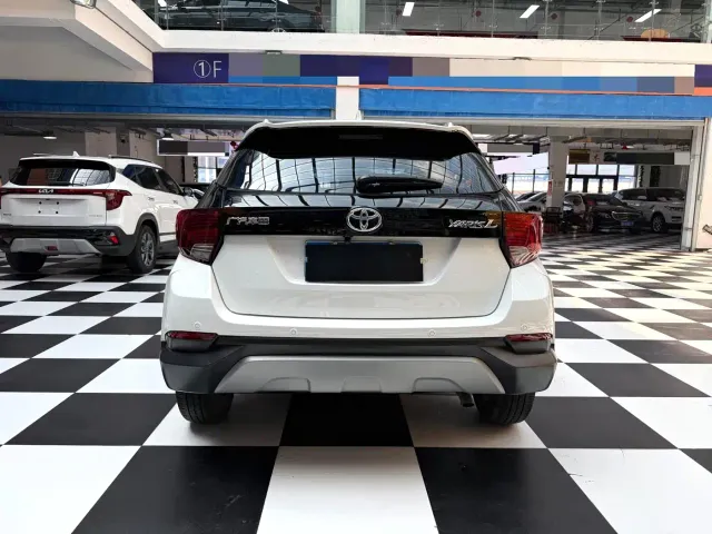 Toyota YARiS L Zhi Xuan — Фото автомобиля 16