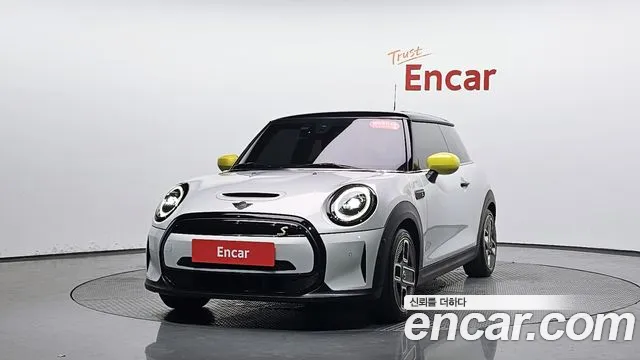 Mini Cooper — Фото автомобиля 3